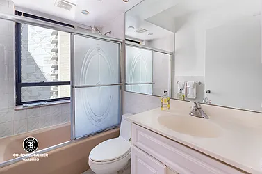 Rented by Coldwell Banker Warburg