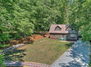 6039 Emsley Rd, Greensboro, NC 27407