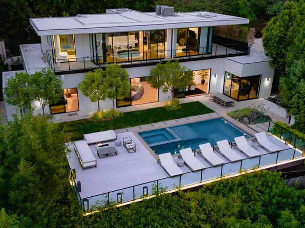 1723 Rising Glen Rd, Los Angeles, CA 90069