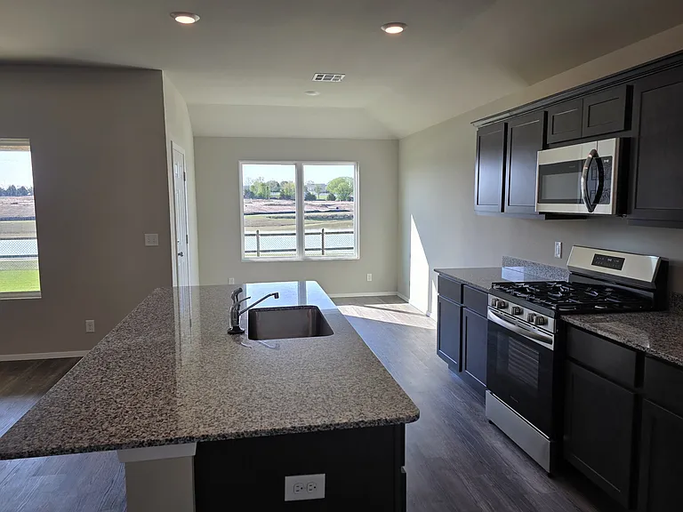 1331 E Honolulu Pl — Photo 20