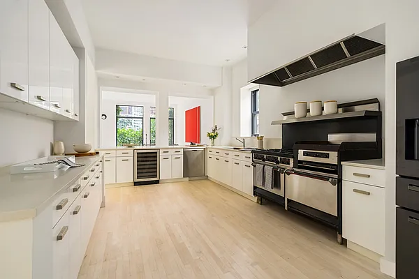 Rented by Compass | media 4