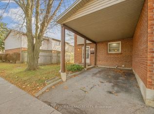 LONDON CONDOMINIUM CORPORATION NO. 45, London, ON N6E 2H7