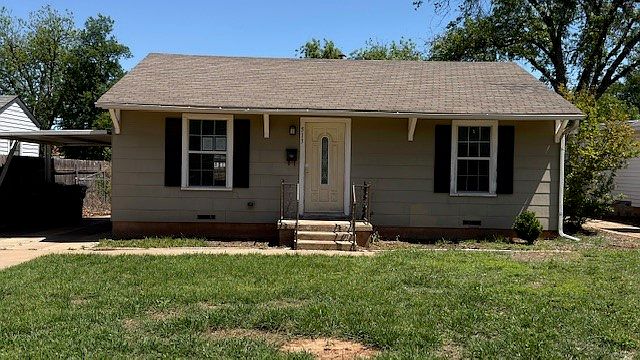 1st image of 513 W Inwood Dr