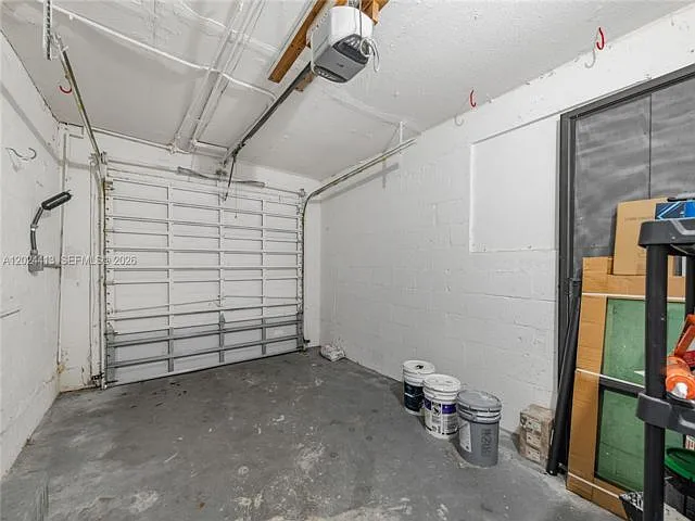 138 NW 106th St — Photo 14
