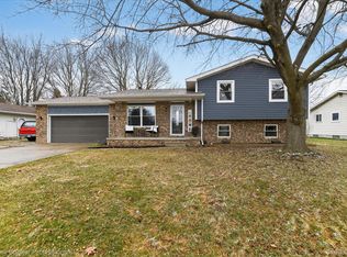 6163 King Arthur Dr, Swartz Creek, MI 48473