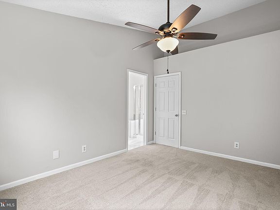 4th image of 504 Batley Ct