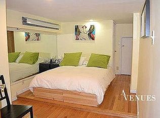 6 3rd St #1A, Brooklyn, NY 11231