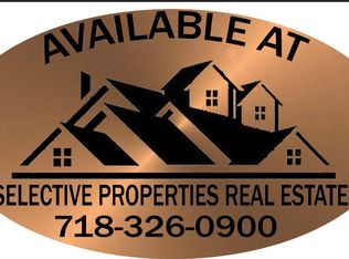5347 72nd Pl, Maspeth, NY 11378