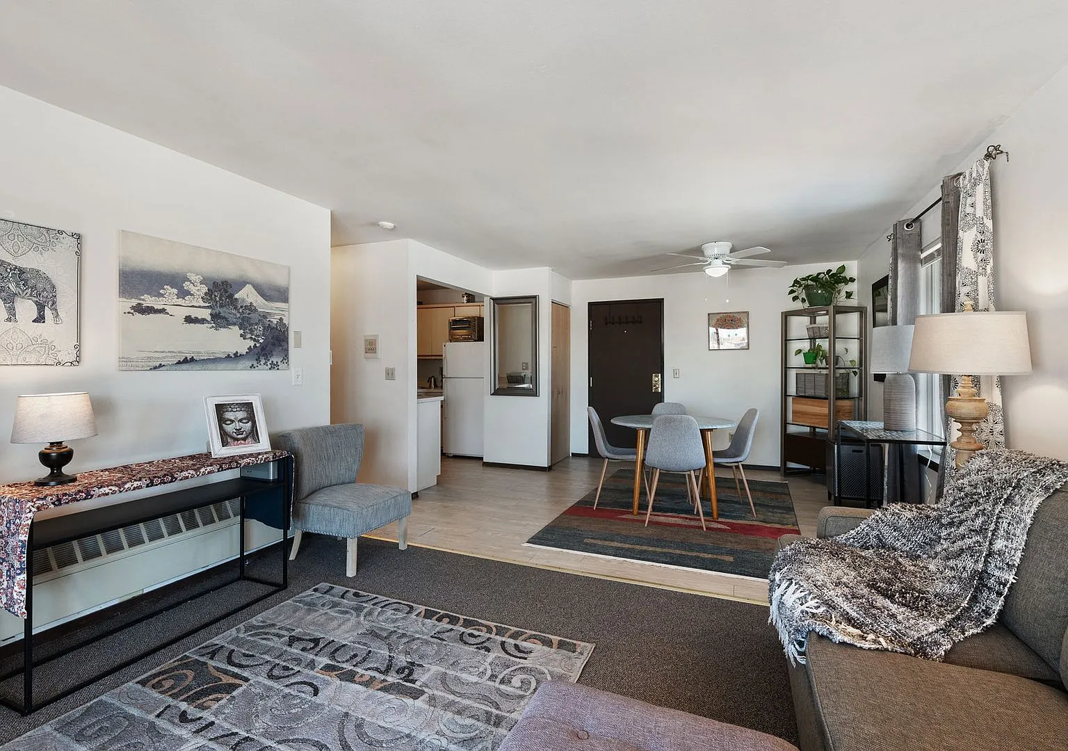 Harwood Apartments — Photo 3