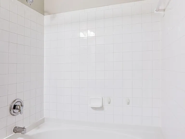 42526 Mayflower Ter — Photo 37