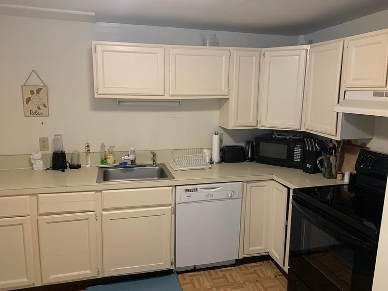 42 Lee Ave — Photo 6