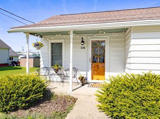 236 S Gilbert St, Footville, WI