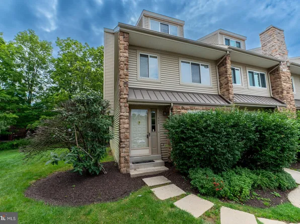 333 Brigade Ct, Chesterbrook, PA 19087