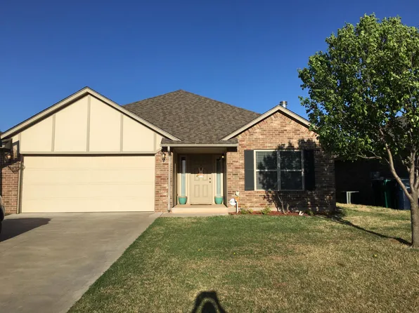 17612 Black Hawk Dr, Edmond, OK 73012