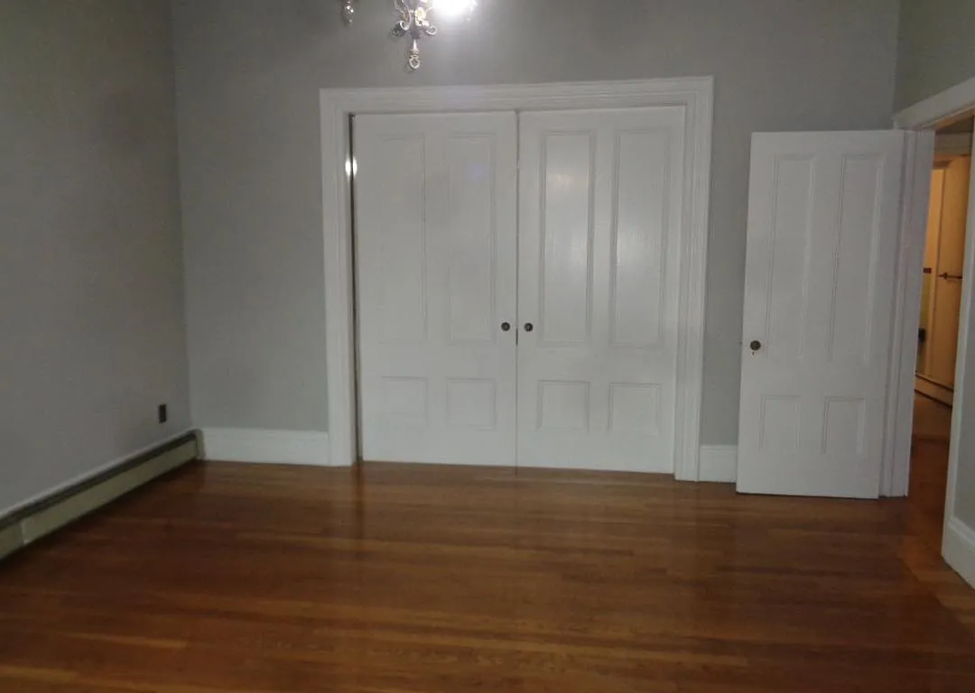 14 Salem St — Photo 4