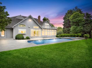 331 Cobb Rd, Water Mill, NY 11976