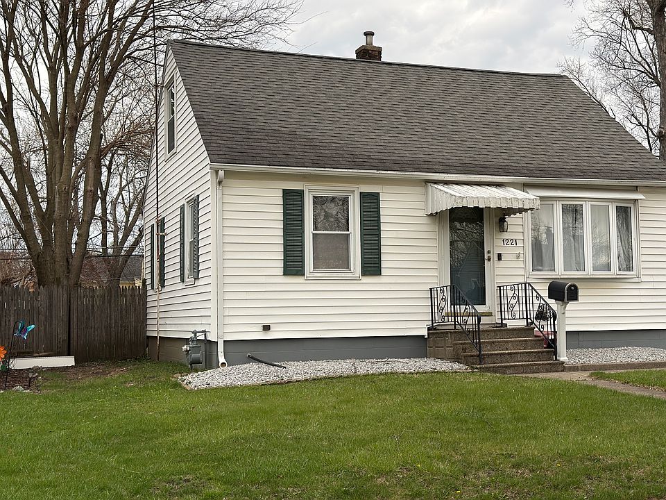 1st image of 1221 Agnes Ave
