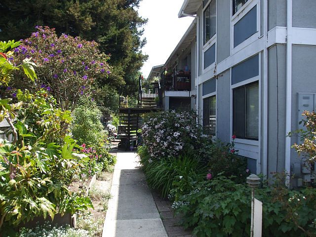 1st image of 1725 Westhaven Ct Unit I