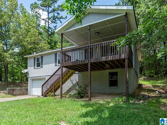 5th image of 2903 Creek Ln NE