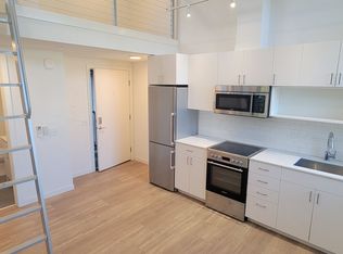 1714 14th Ave #303, Seattle, WA 98122