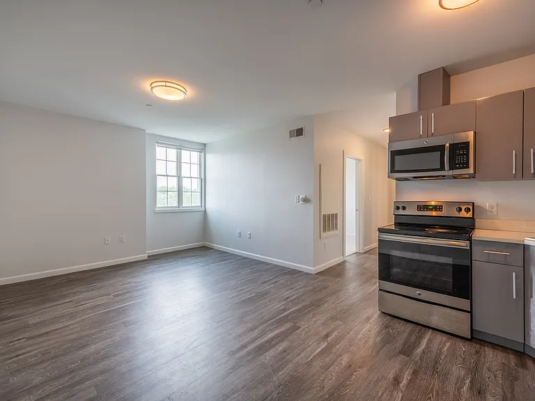 1505 Commonwealth Ave — Photo 26