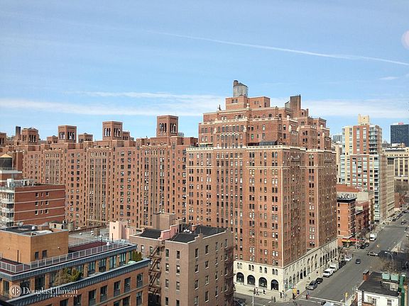 4th image of 405 W 23rd St APT 5A