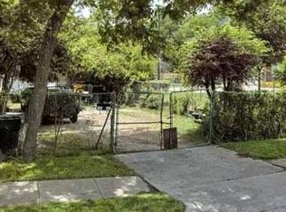 5009 Wayne St, Houston, TX 77026