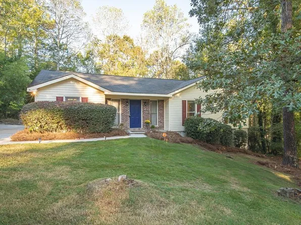 7841 Edgewater Dr, Columbus, GA 31904