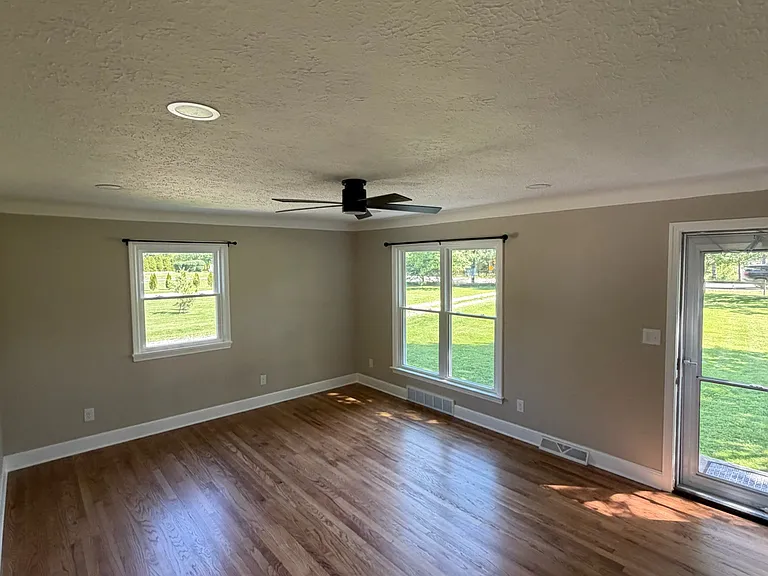 22488 Westwood Dr — Photo 8