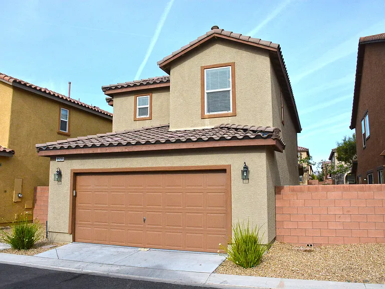 9920 Turquoise Glass Ct — Photo 31