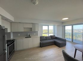 225 Village Green Sq