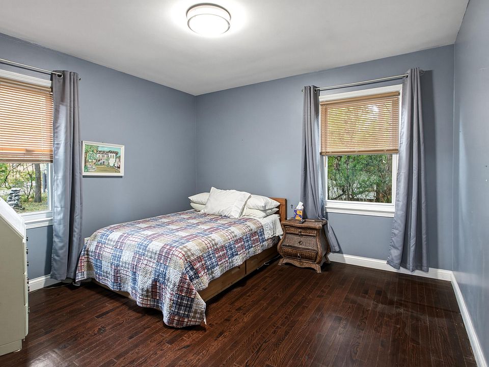 15105 Lexington, photo 12