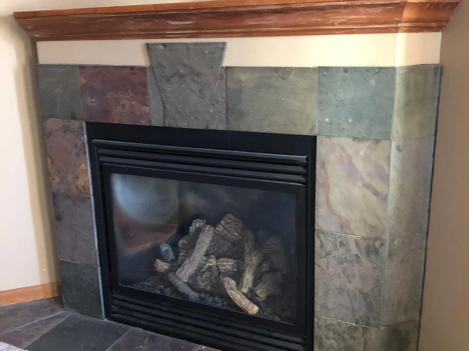 4 bed, 2100 sqft, $2,350 — Photo 3