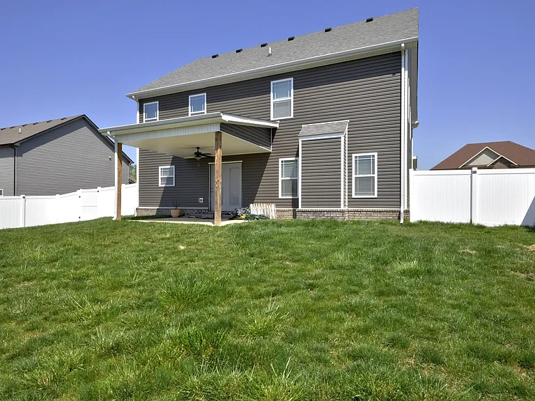 279 Bluebriar Trce — Photo 54