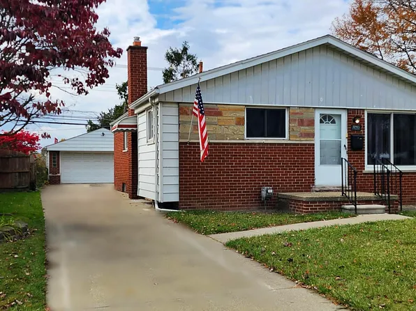 31915 Saint Margaret St, Saint Clair Shores, MI 48082