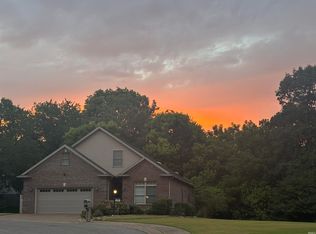 2928 Betsy Ct, Evansville, IN 47720