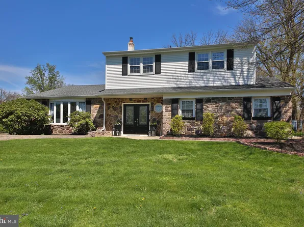 1050 S Houston Rd, Yardley, PA 19067