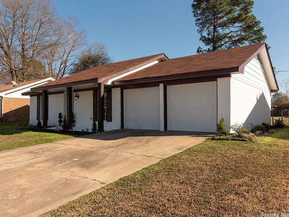 3105 Allister Dr, Pine Bluff, AR 71603 | Zillow