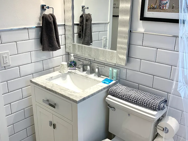 1258 Beach Rd #9 — Photo 5