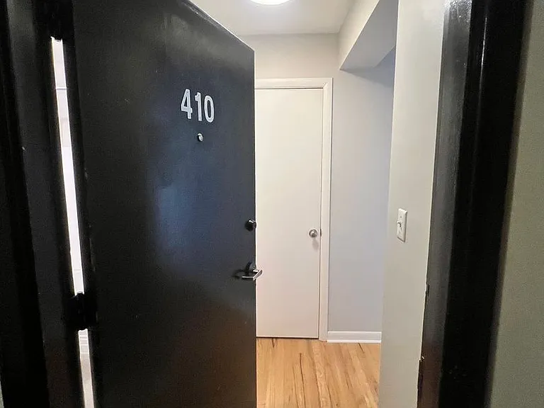 Westover Tower — Photo 33