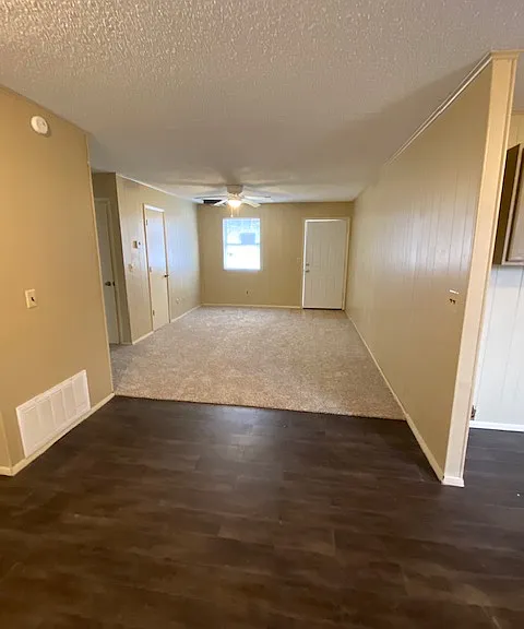 651 N Genevieve Ave — Photo 3