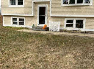 14 Partridge Ln, Dover, NH 03820