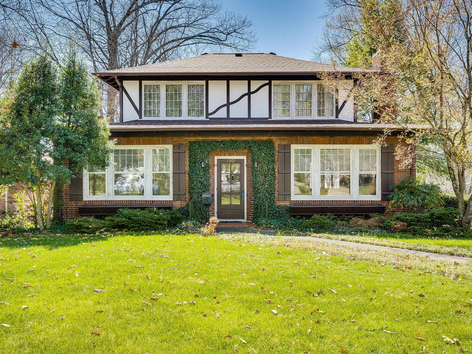 1305 Watauga St, Kingsport, TN 37660 Zillow