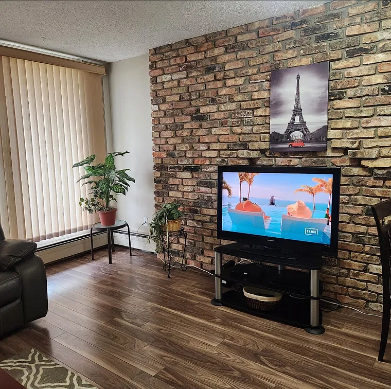 1 bed, 630 sqft, $2,295 — Photo 3
