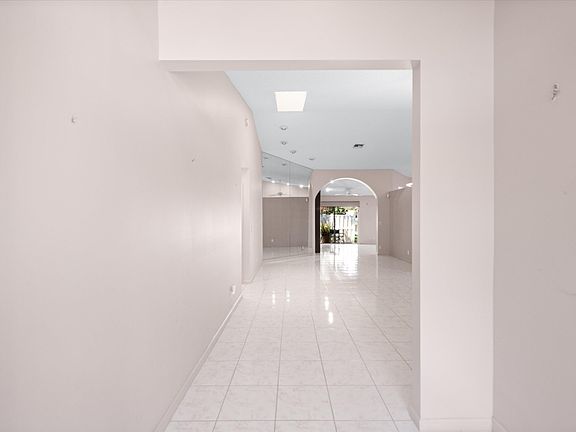 5th image of 7844 Sailing Shores Terrace