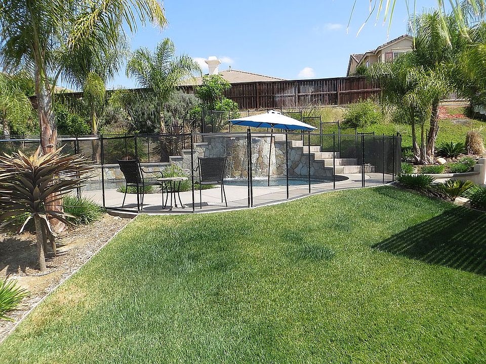 2nd image of 36974 Doreen Dr