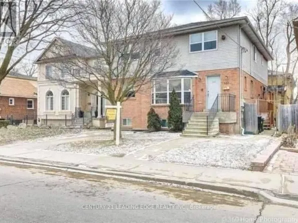 527 Glengarry Ave Basement 2, Toronto, ON M5M 1G2