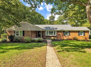 1620 Westcastle Dr, Henrico, VA 23238