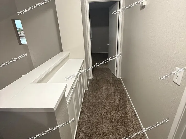 24612 Freeport Dr — Photo 31