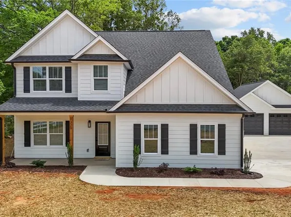 1329 Union Cross Rd, Kernersville, NC 27284